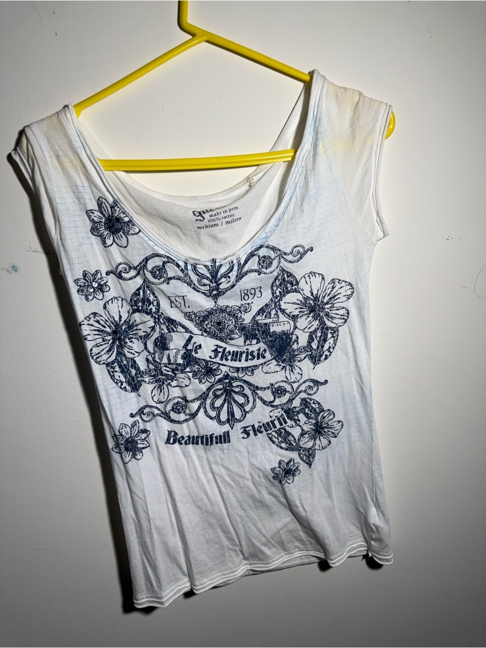 Vintage Guess White Floral Graphic Scoop Neck Women's Tee